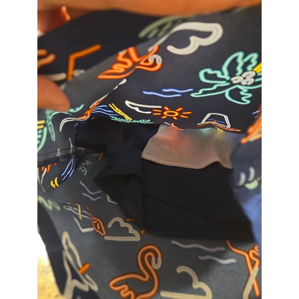 Chubbies Men’s Size Large “Neon Lights” 7” Lined Swim Trunk Shorts